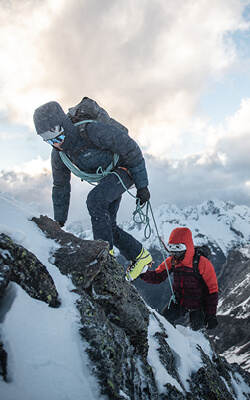 Infinity Alpine Jacket, il piumino tecnico Rab